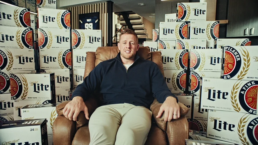 ML Football JJ 16x9_15_003